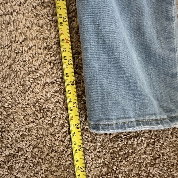 Women’s Universal Threads high rise skinny jeans.
Size 6/28r - Picture 8 of 9